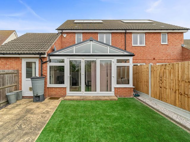 20 Mellowes Road - 1190817 - photo 2