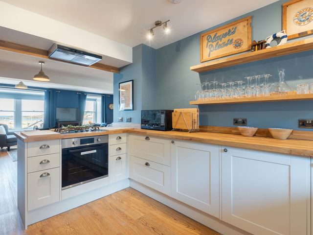 Shorefront Apartment - 1190854 - photo 4