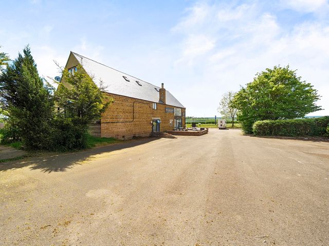 Rutland Apartment - 1190863 - photo 4