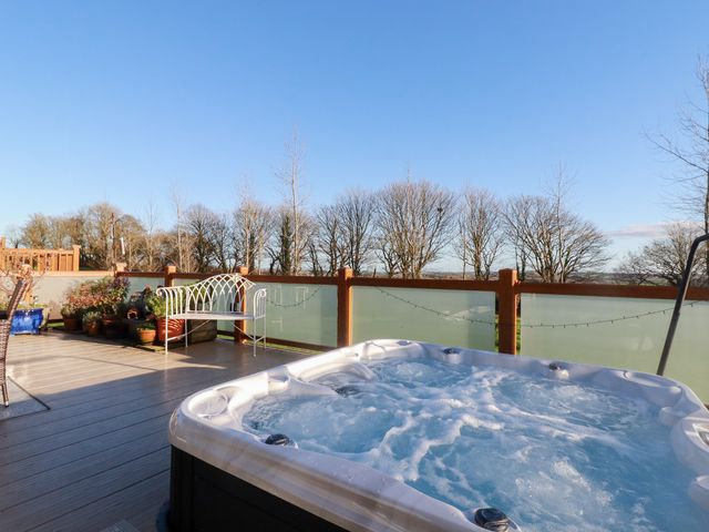 FW4 (Fairways 4) - 1192015 - photo 1 