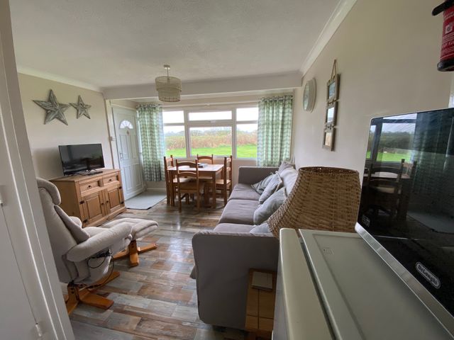 300 California Sands - 1192246 - photo 4