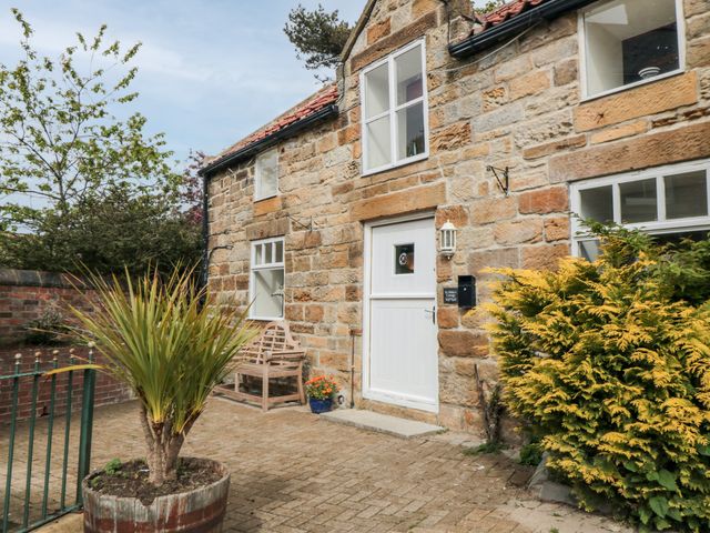 St Hilda's Cottage - 11927 - photo 2