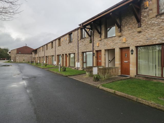 6 Swan House - 1192943 - photo 1 