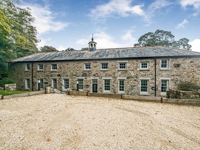 Coach House - 1192960 - photo 2