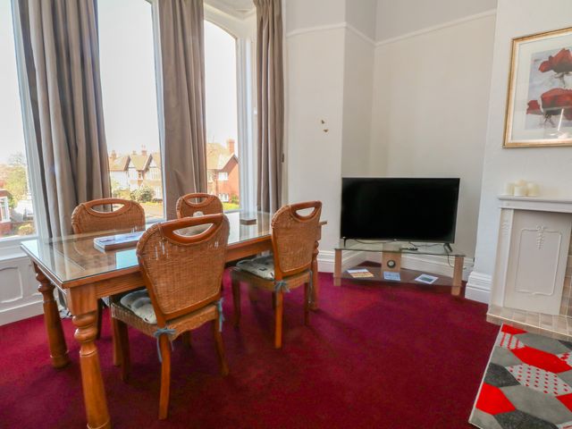 Apartment 1 - 1193085 - photo 3