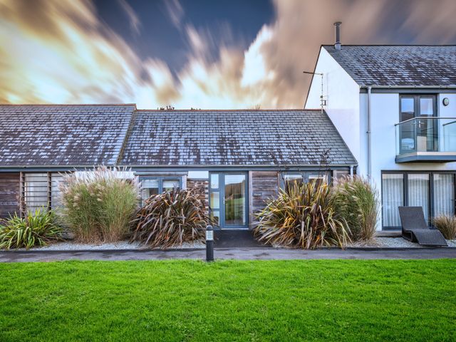 Warrens Spa - 1193376 - photo 1 