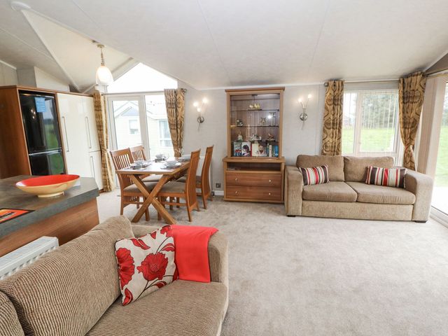No 8 Hillcote Lodge - 1194064 - photo 4