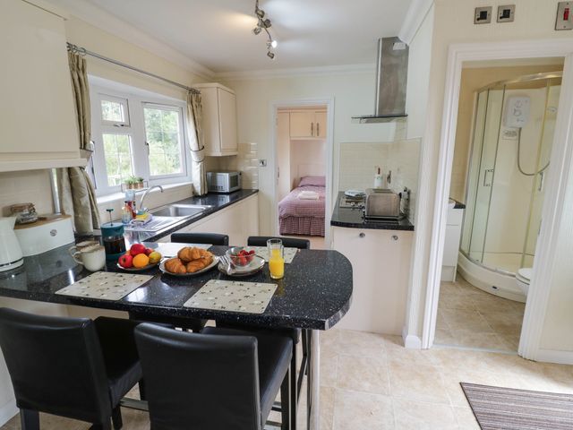 Silverstone Woods Cabin - 1194345 - photo 4