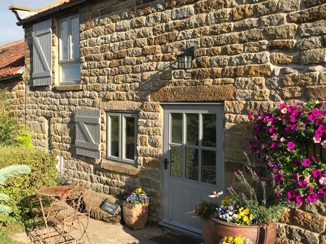 Honey Bee Cottage - 1195 - photo 2