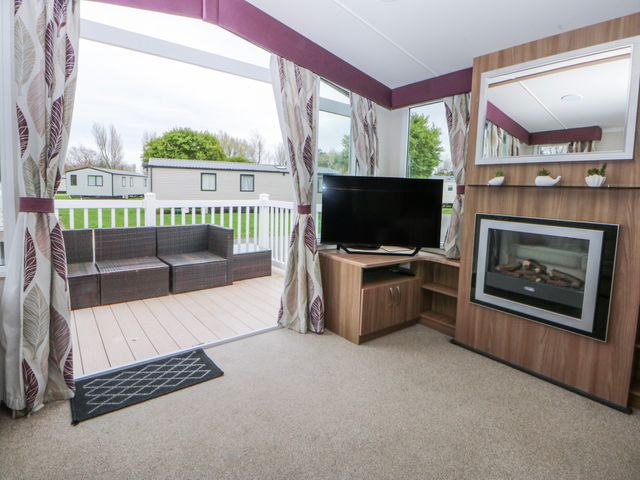 49 Cader Idris, Hafan-Y-Mor Holiday Park - 1195728 - photo 4