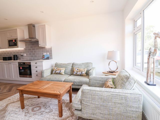 6 Bastion Close - 1195903 - photo 5