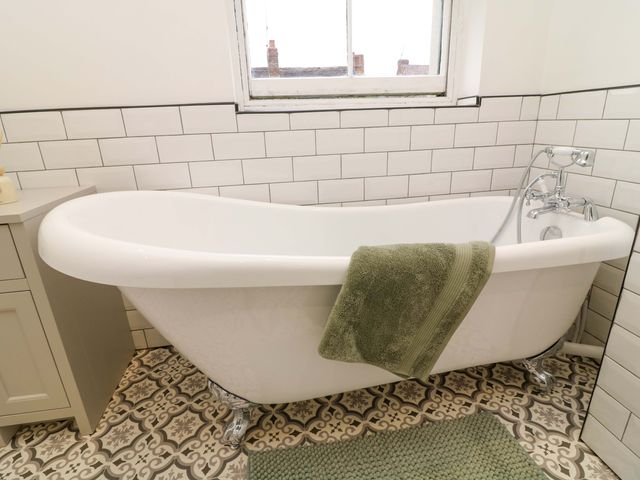 Crown Cottage - 1196005 - photo 2
