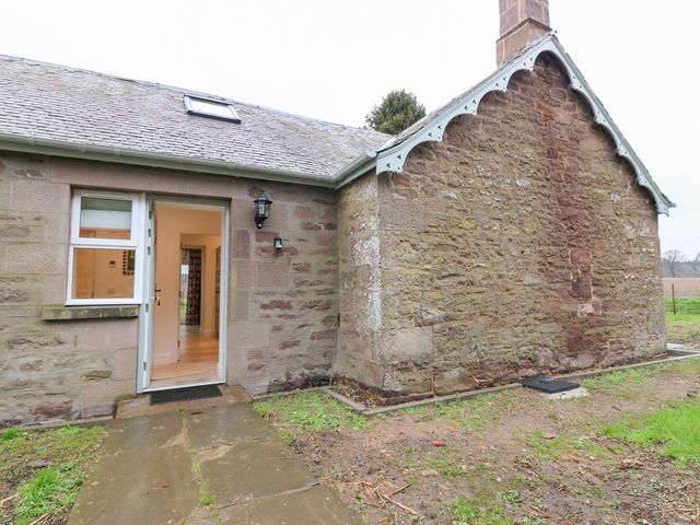 An exterior view of a house with a pathway at 4 East Camno Farm Cottages near Meigle