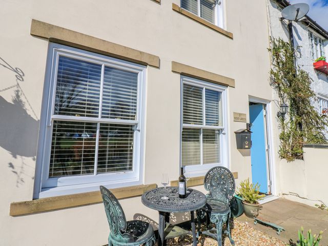 27 West Green - 1196010 - photo 3