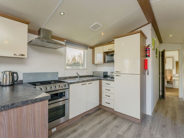 Spruce Waterside Spa (Pet) - 1196239 - photo 5