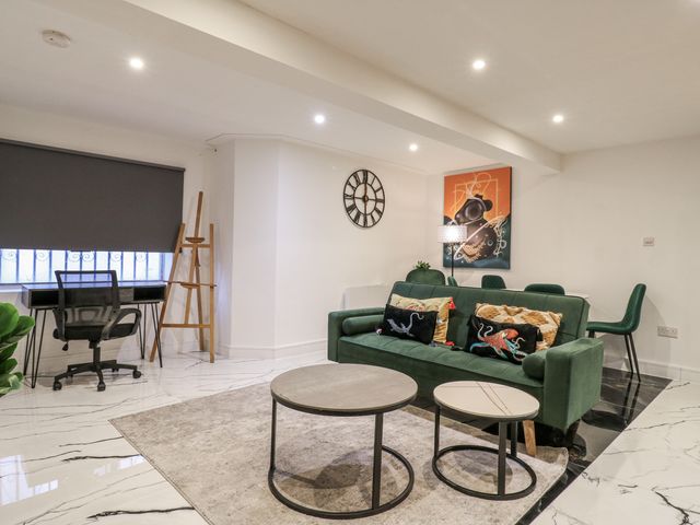 2A Ruby Street - 1196373 - photo 2