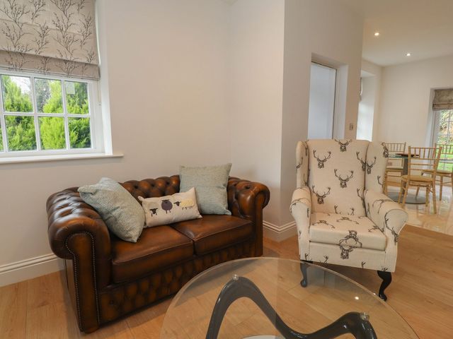 The Lodge House - 1196459 - photo 4