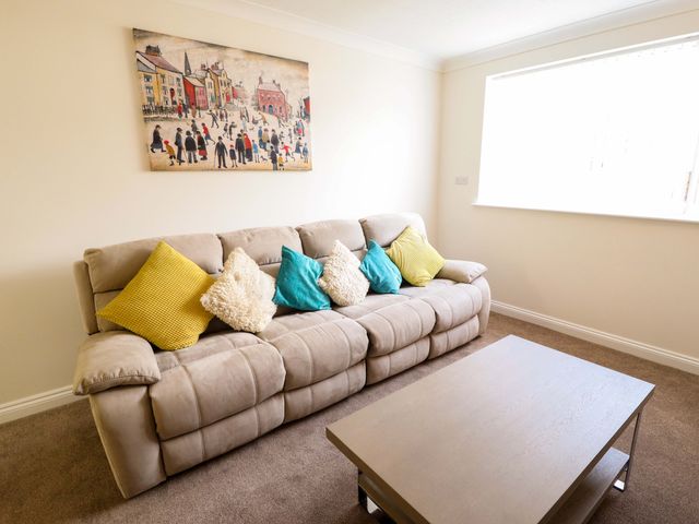 271 Wragby Road - 1197211 - photo 4