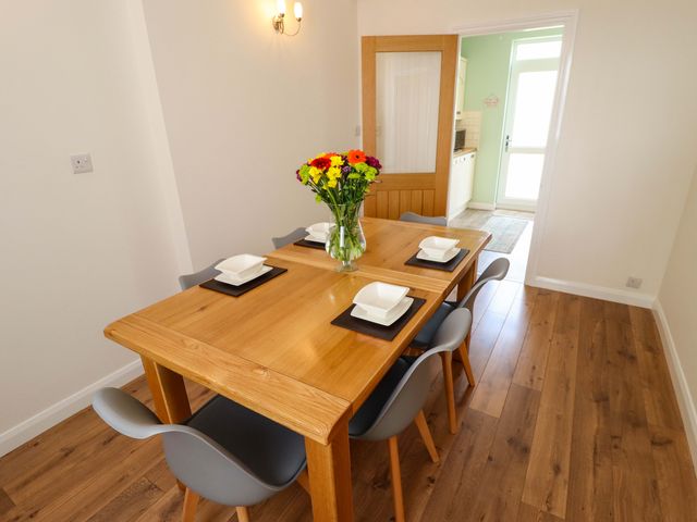 271 Wragby Road - 1197211 - photo 5