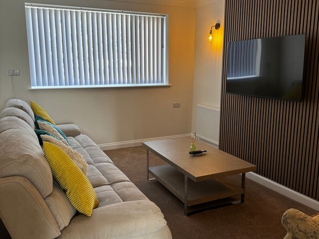 271 Wragby Road - 1197211 - photo 3