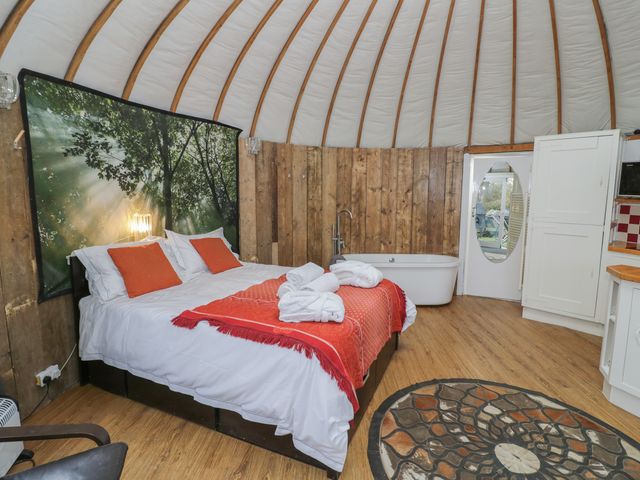 Lakeview Yurt - 11980 - photo 5