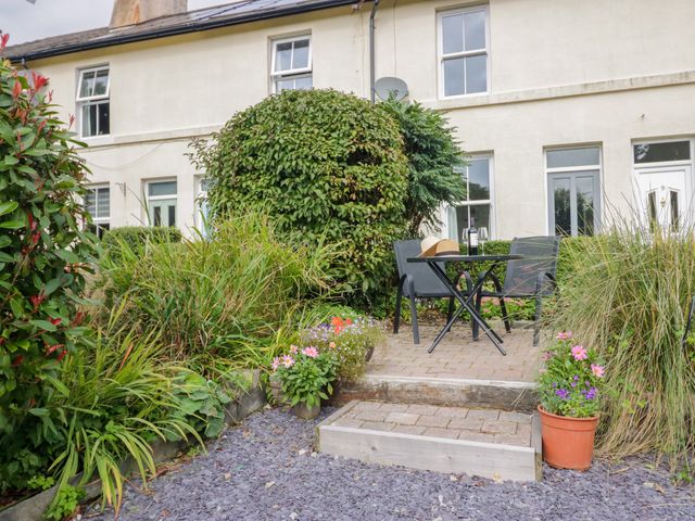 8 Railway Cottages - 1198131 - photo 2