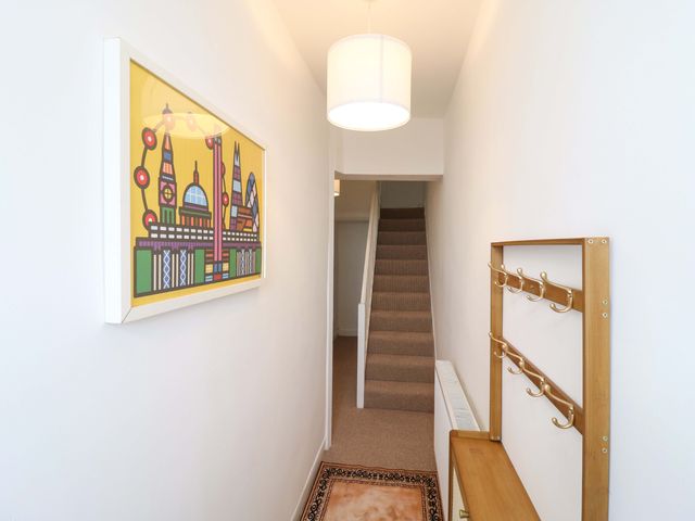 7 Athol Terrace - 1198317 - photo 4