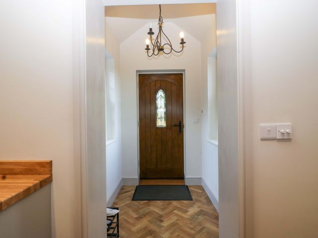 Broadmoor Chapel - 1198957 - photo 4
