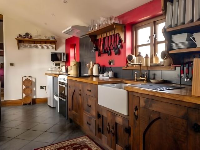 1 Bed Cottage - Sleeps 3 - Garden - Parking - Wifi - 1199075 - photo 4