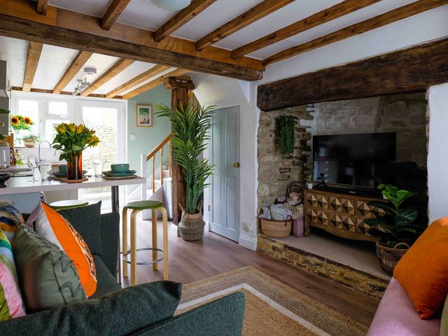 Cotswolds Cozy Cottage Retreat - pet friendly - 1199077 - photo 2