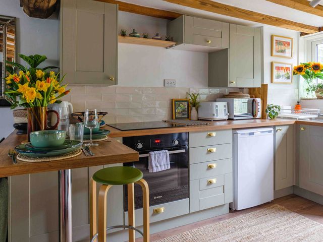 Cotswolds Cozy Cottage Retreat - pet friendly - 1199077 - photo 3