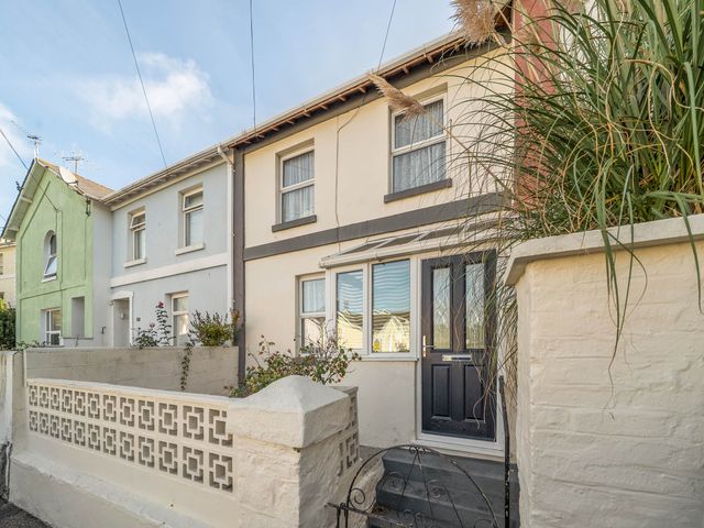 Torquay - House - Sleeps 6 - Pet Friendly - 1199103 - photo 2