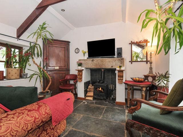 Coach House - 1199136 - photo 3