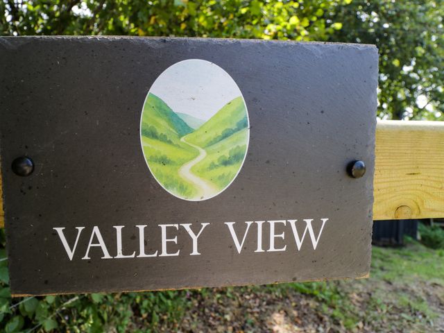 Valley View Shepherd's Hut - 1199360 - photo 3