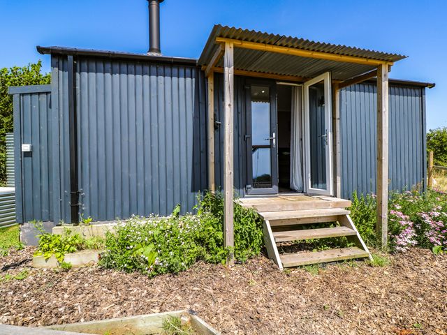 Hares Hideaway Shepherd's Hut - 1199362 - photo 2