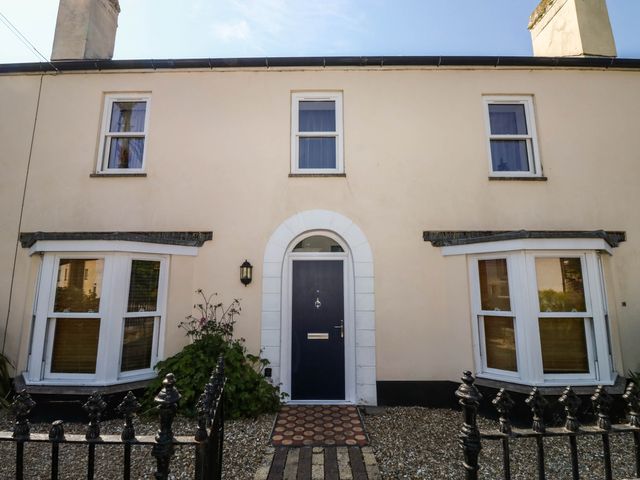 Flat 1 - 1200350 - photo 2