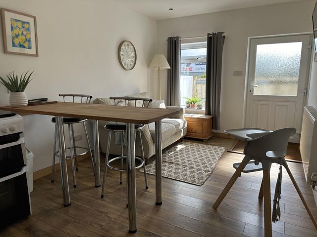 Dog-friendly lodge, steps to St Ives train - 1200440 - photo 4