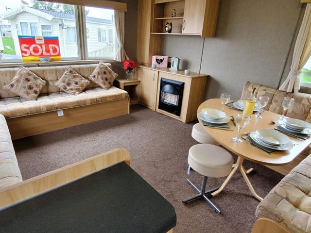 Seaside retreat near Prestatyn Beach and castle - 1200460 - photo 2