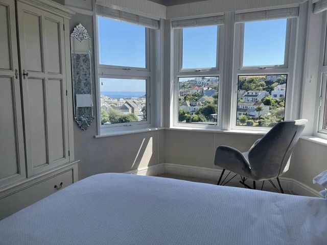 Edwardian home with sea views above the harbour - 1200473 - photo 5