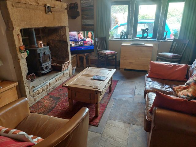 Pet-friendly cottage with walks from the door - 1200477 - photo 3