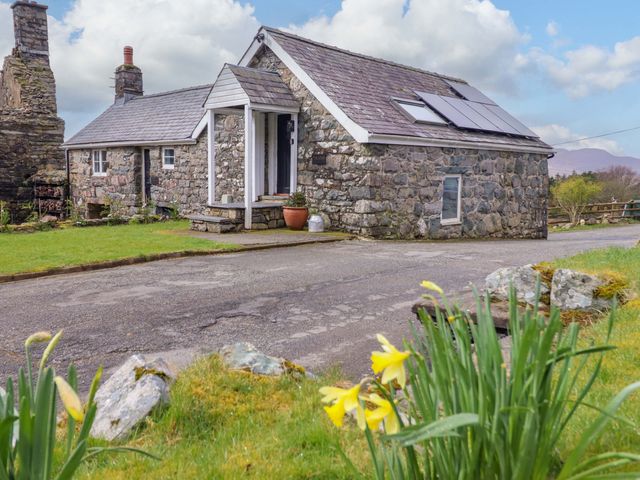 The Lodge House at Rhiw Goch Inn - 1200523 - photo 1 