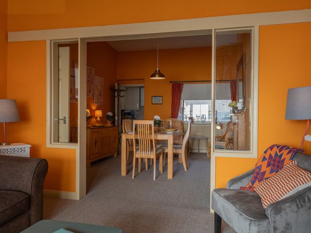 No 4 Townhouse - 1201087 - photo 3