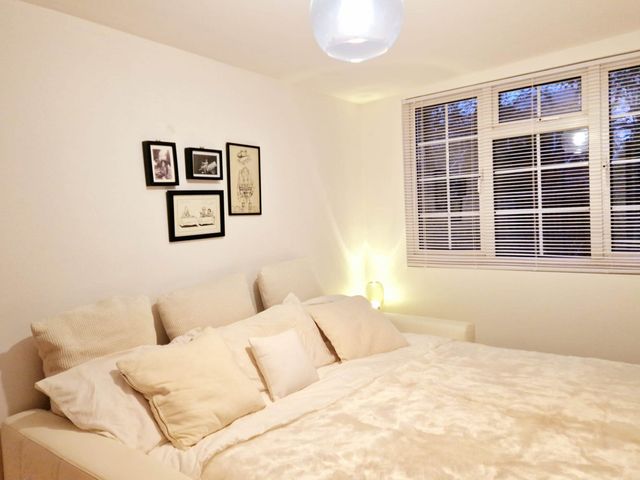 1 Bed Cottage-Museum View-Garden-Free Parking - 1201311 - photo 4