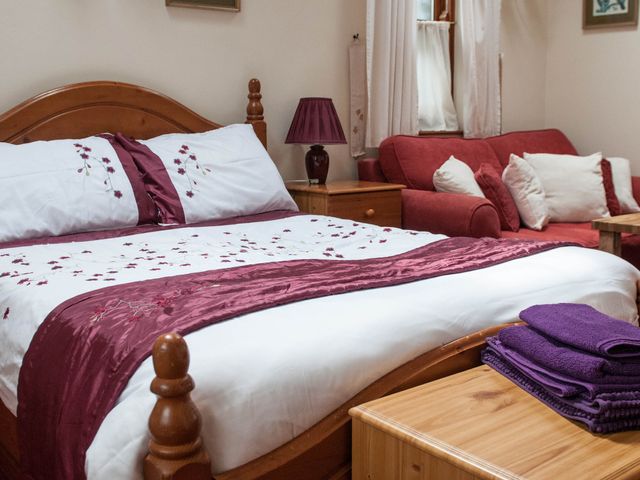 Beautiful 1-Bed Cottage in Trellech - 1201312 - photo 3