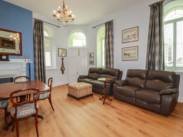 Farthings, The Old Chapel - 1201914 - photo 3