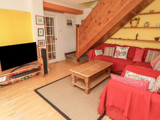 1 Rosemount Garden Villas - 1202192 - photo 4