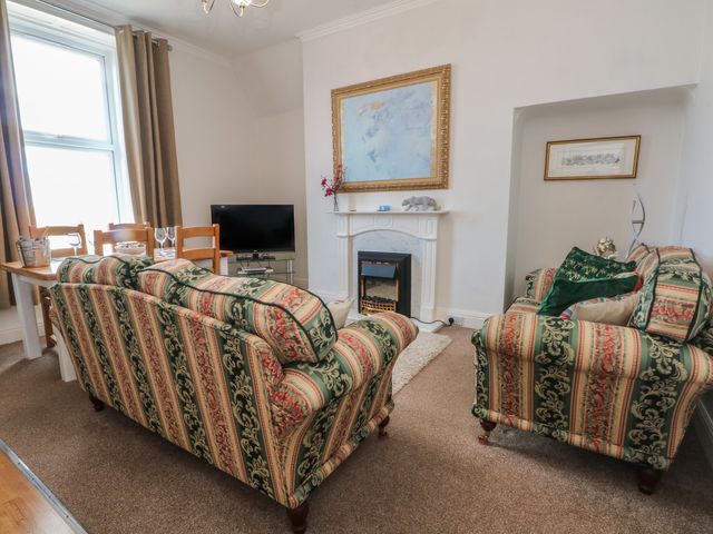 Apartment 3 - 1202271 - photo 2