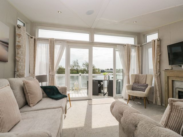Swan Haven - 1202838 - photo 4