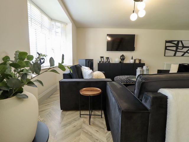 21 Anderby Road - 1203154 - photo 4