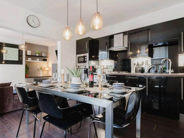 Licatas Apartment Cirencester Cotswolds Sleeps 6 - 1203800 - photo 3